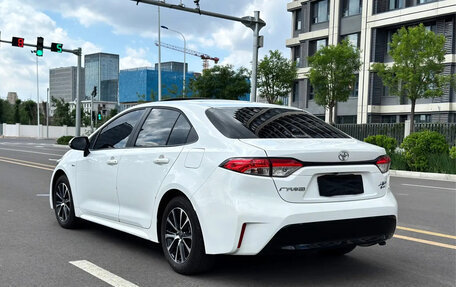 Toyota Corolla, 2024 год, 2 175 000 рублей, 8 фотография