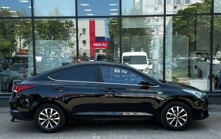 Hyundai Solaris II рестайлинг, 2021 год, 1 850 000 рублей, 4 фотография