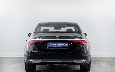 Mercedes-Benz E-Класс, 2024 год, 8 699 000 рублей, 4 фотография