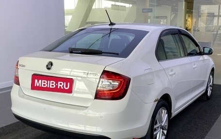 Skoda Rapid I, 2018 год, 1 049 000 рублей, 6 фотография