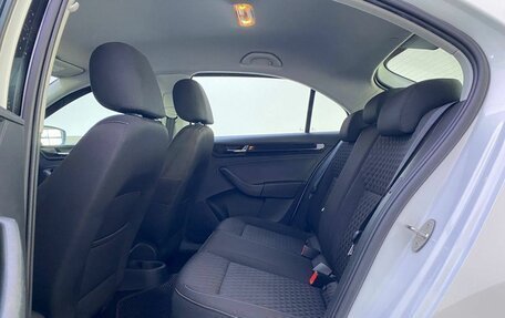 Skoda Rapid I, 2018 год, 1 049 000 рублей, 15 фотография