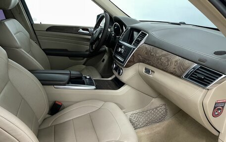 Mercedes-Benz M-Класс, 2014 год, 2 499 000 рублей, 21 фотография