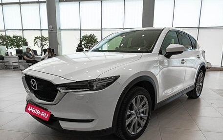 Mazda CX-5 II, 2020 год, 2 715 000 рублей, 1 фотография