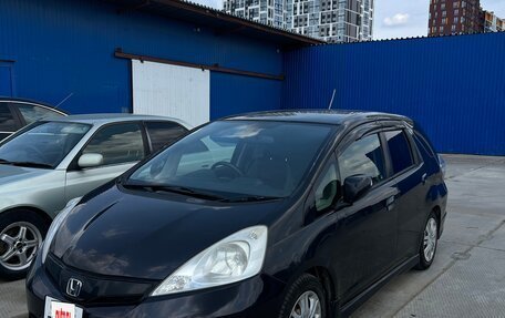 Honda Fit Shuttle I рестайлинг, 2011 год, 830 000 рублей, 3 фотография