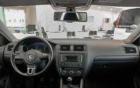 Volkswagen Jetta VI, 2014 год, 895 000 рублей, 14 фотография