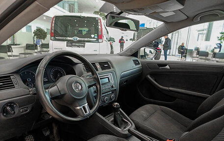 Volkswagen Jetta VI, 2014 год, 895 000 рублей, 16 фотография