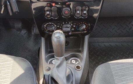 Renault Logan I, 2012 год, 580 000 рублей, 11 фотография