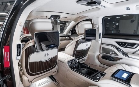 Mercedes-Benz Maybach S-Класс, 2024 год, 27 000 000 рублей, 12 фотография