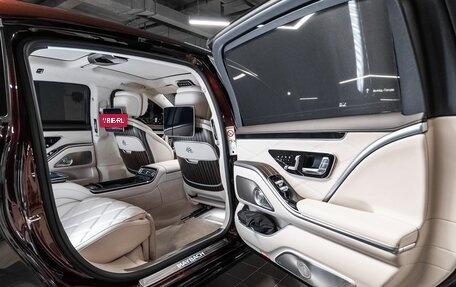 Mercedes-Benz Maybach S-Класс, 2024 год, 27 000 000 рублей, 29 фотография