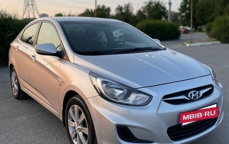 Hyundai Solaris II рестайлинг, 2012 год, 1 175 000 рублей, 4 фотография