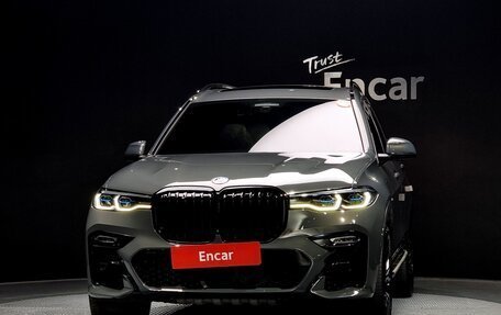 BMW X7, 2022 год, 10 800 000 рублей, 2 фотография