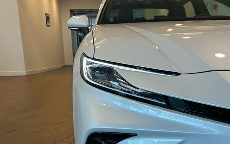 Toyota Camry, 2024 год, 4 600 000 рублей, 6 фотография