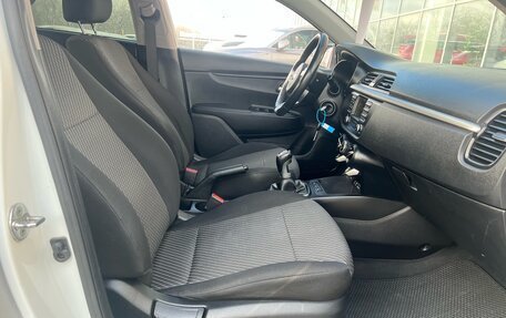 KIA Rio IV, 2018 год, 1 225 000 рублей, 12 фотография
