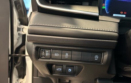 Toyota Camry, 2024 год, 4 600 000 рублей, 16 фотография