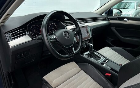 Volkswagen Passat B8 рестайлинг, 2018 год, 1 998 800 рублей, 5 фотография