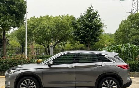Infiniti QX50 II, 2022 год, 2 550 000 рублей, 3 фотография