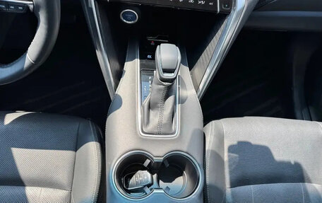 Toyota Harrier, 2022 год, 3 550 000 рублей, 10 фотография