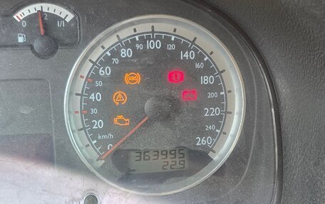 Volkswagen Golf IV, 2003 год, 250 000 рублей, 5 фотография