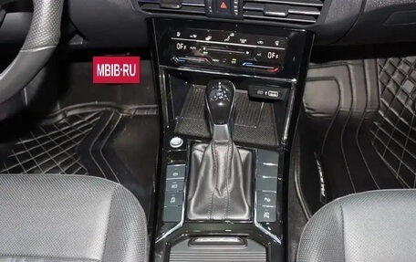 Volkswagen Passat B8 рестайлинг, 2022 год, 2 200 000 рублей, 13 фотография