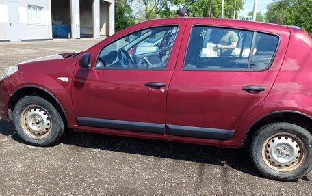 Renault Sandero I, 2012 год, 500 000 рублей, 2 фотография