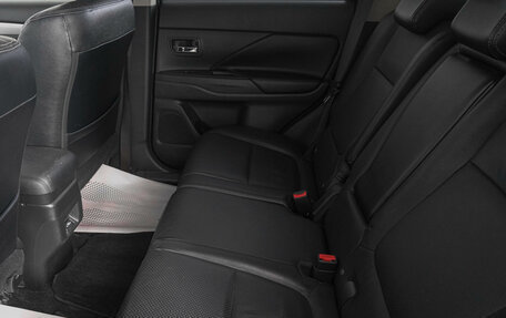 Mitsubishi Outlander III рестайлинг 3, 2014 год, 1 949 000 рублей, 8 фотография