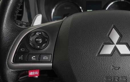 Mitsubishi Outlander III рестайлинг 3, 2014 год, 1 949 000 рублей, 15 фотография