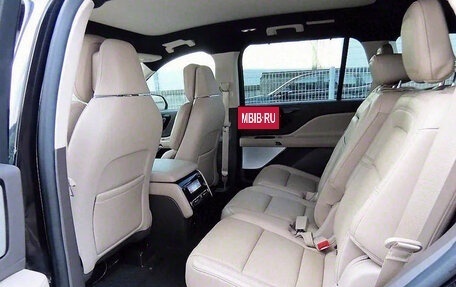 Lincoln Aviator II, 2021 год, 3 590 000 рублей, 8 фотография