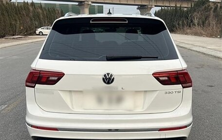Volkswagen Tiguan II, 2021 год, 2 540 000 рублей, 4 фотография