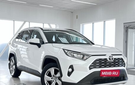 Toyota RAV4, 2020 год, 3 299 000 рублей, 3 фотография