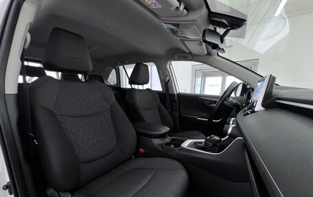 Toyota RAV4, 2020 год, 3 299 000 рублей, 11 фотография