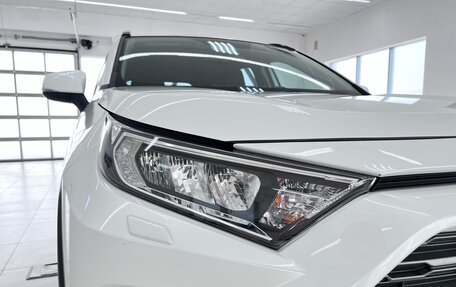 Toyota RAV4, 2020 год, 3 299 000 рублей, 21 фотография