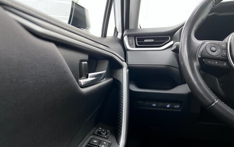 Toyota RAV4, 2020 год, 3 299 000 рублей, 24 фотография