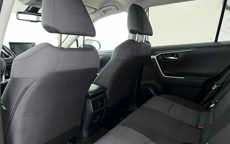 Toyota RAV4, 2020 год, 3 299 000 рублей, 33 фотография