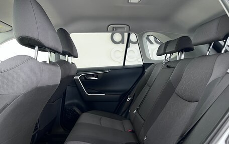Toyota RAV4, 2020 год, 3 299 000 рублей, 34 фотография