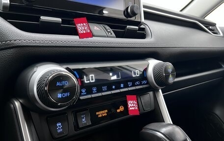 Toyota RAV4, 2020 год, 3 299 000 рублей, 32 фотография