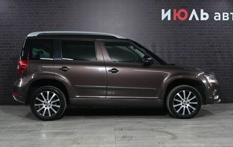 Skoda Yeti I рестайлинг, 2015 год, 1 440 000 рублей, 8 фотография
