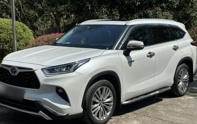 Toyota Highlander, 2022 год, 3 530 000 рублей, 1 фотография