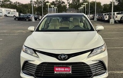Toyota Camry, 2023 год, 2 960 000 рублей, 1 фотография