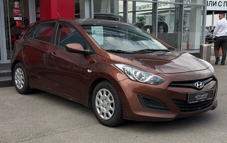 Hyundai i30 II рестайлинг, 2012 год, 890 000 рублей, 3 фотография