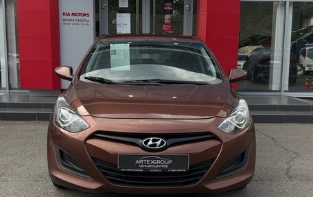 Hyundai i30 II рестайлинг, 2012 год, 890 000 рублей, 2 фотография
