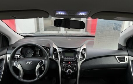 Hyundai i30 II рестайлинг, 2012 год, 890 000 рублей, 13 фотография