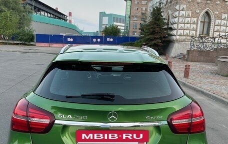 Mercedes-Benz GLA, 2017 год, 2 500 000 рублей, 4 фотография