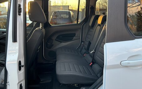 Ford Tourneo Connect II рестайлинг, 2019 год, 2 160 000 рублей, 25 фотография