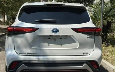 Toyota Highlander, 2022 год, 3 530 000 рублей, 14 фотография