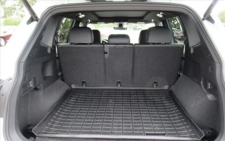 Volkswagen Tiguan II, 2023 год, 3 405 000 рублей, 7 фотография