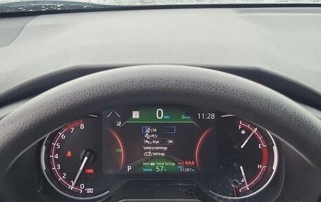 Toyota RAV4, 2023 год, 3 130 000 рублей, 12 фотография