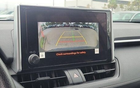 Toyota RAV4, 2023 год, 3 130 000 рублей, 13 фотография