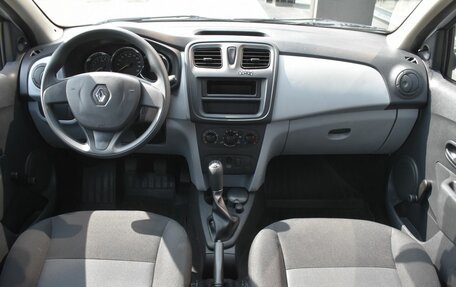 Renault Logan II, 2015 год, 765 000 рублей, 12 фотография