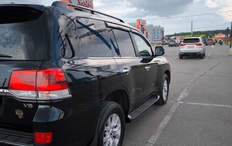 Toyota Land Cruiser 200, 2019 год, 6 200 000 рублей, 3 фотография
