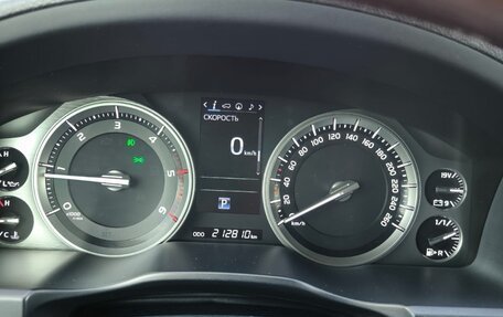 Toyota Land Cruiser 200, 2019 год, 6 200 000 рублей, 9 фотография